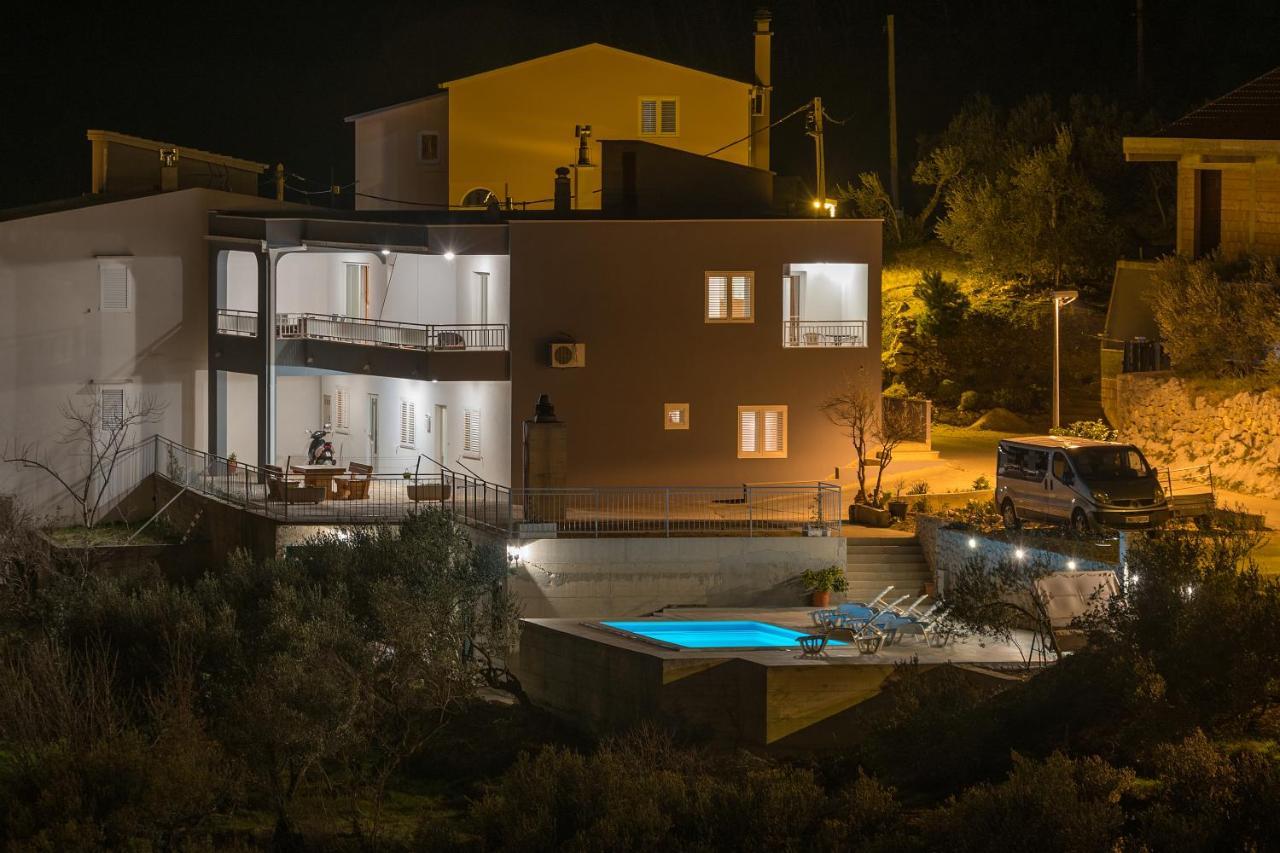 Villa Violeta With Amazing Sea View Makarska Exteriör bild